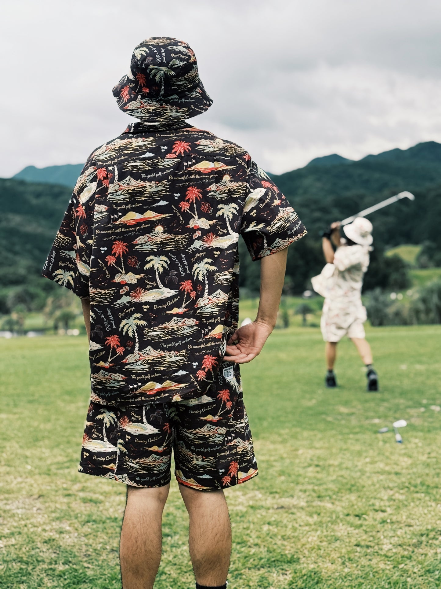 "THE GOLF OF GGR" ALOHA STRETCH SHIRT "BLACK"