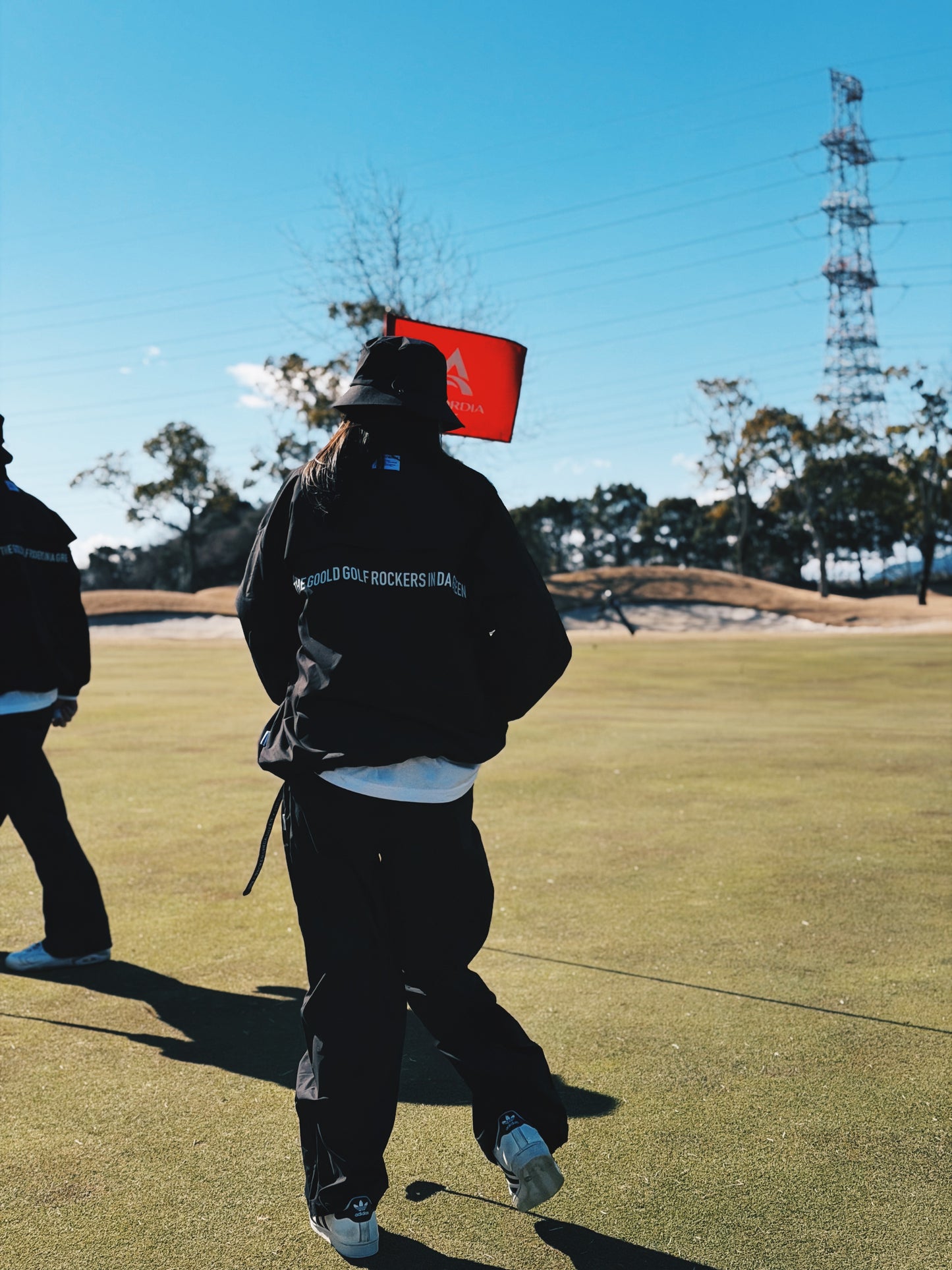 ALL CONDITIONS HASSUI 2 TUCK EAZY PANTS BLACK