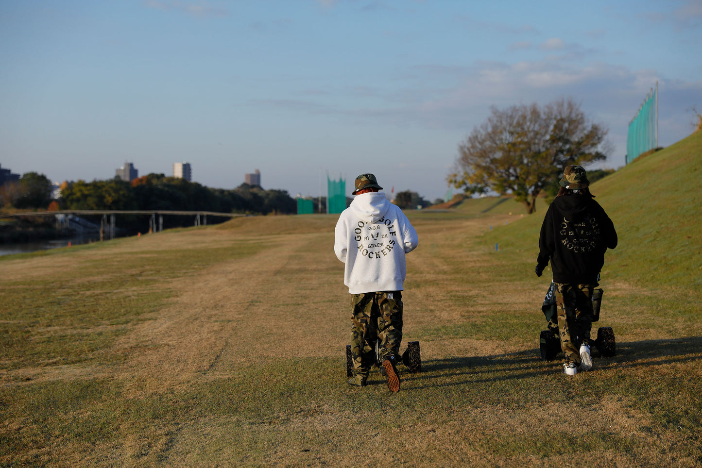 CAMO OG LOGO HOODIE LIGHT-GRAY